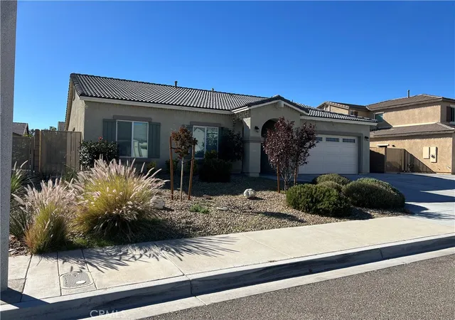 Homes for sale in Victorville, CA | 13311 Via Del Lago, Victorville, CA 92392 | MLS# SR25254974