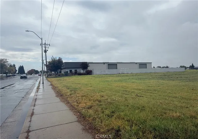 Photo 4 of Land for sale at 2051 Wardrobe, Merced, CA 95341 | MLS# MC25255358 | Listing updated on 2026-05-30