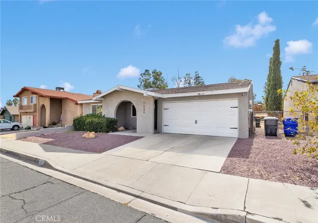 2nd image of 1340 Tara St, Barstow, CA 92311 | MLS# HD25255392