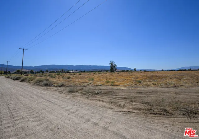 Homes for sale in Fairmont, CA | 252 Avenue C, Fairmont, CA 93536 | MLS# 25616131