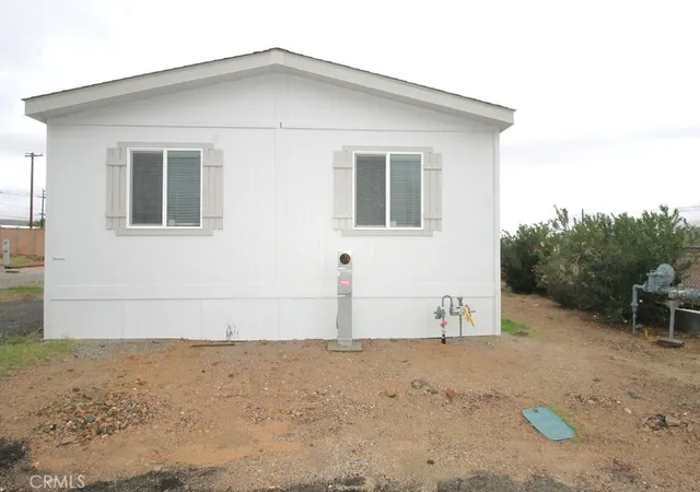 Photo 3 of Manufactured home for sale at 35475 National Trails Hwy #1, Daggett, CA 92327 | MLS# HD25255528 | Listing updated on 2026-09-11