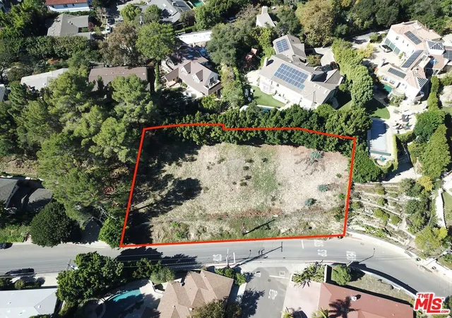 Photo 2 of Land for sale at 875 N Norman Pl, Los Angeles, CA 90049 | MLS# 25612479 | Listing updated on 2026-04-30