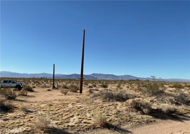 Photo 3 of Land for sale at 47039 Palma Vista Rd, Newberry Springs, CA 92365 | MLS# HD25254404 | Listing updated on 2025-11-07