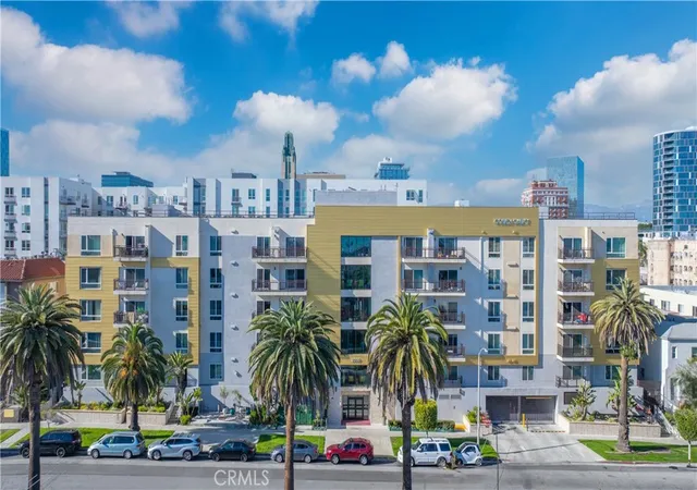 27th image of 2939 Leeward Ave #311, Los Angeles, CA 90005 | MLS# WS25254936