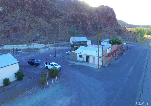 5th image of 44655 44544 National Trails Hwy, Newberry Springs, CA 92365 | MLS# HD25255848