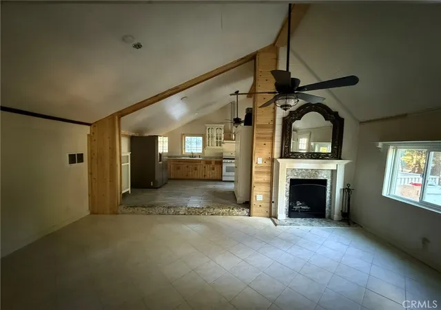 4th image of 23489 Lake, Crestline, CA 92325 | MLS# OC25255937