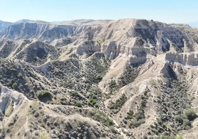 Photo 3 of Land for sale at 0 Vasquez Cyn, Canyon Country, CA 91351 | MLS# SR25255998 | Listing updated on 2026-05-04