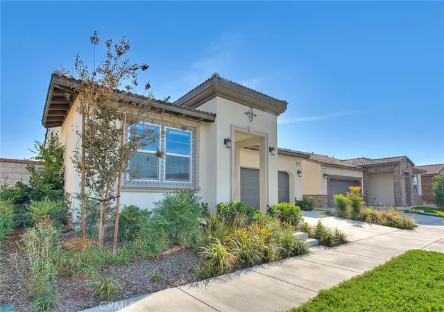 Photo 3 of Single family home for sale at 4068 E Amigos Privado, Ontario, CA 91761 | MLS# TR25252095 | Listing updated on 2026-10-03