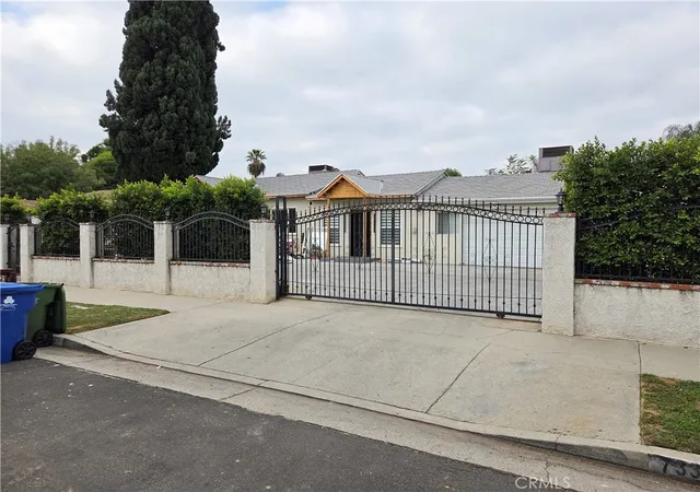 Photo 1 of Sale Pending at 7333 Jamieson, Reseda, CA 91335 | MLS# SR25255559 | Listing updated on 2026-09-16