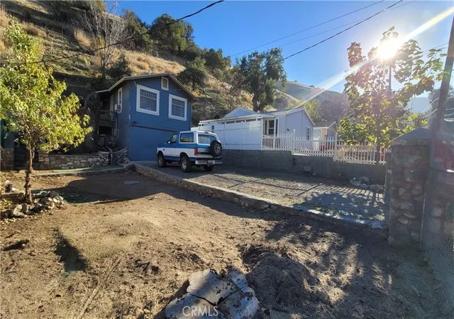 Homes for sale in Lebec, CA | 516 South, Lebec, CA 93243 | MLS# SR25256005