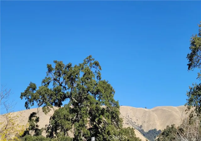 Homes for sale in Lebec, CA | 516 South, Lebec, CA 93243 | MLS# SR25256005