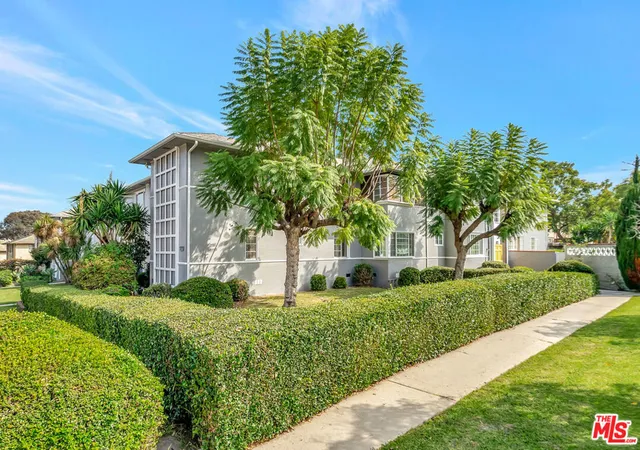 Homes for sale in Los Angeles, CA | 4034 Abourne Rd #B, Los Angeles, CA 90008 | MLS# 25616595