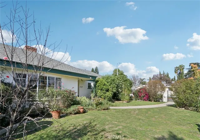 4th image of 8345 Kester, Panorama City, CA 91402 | MLS# IG25255913