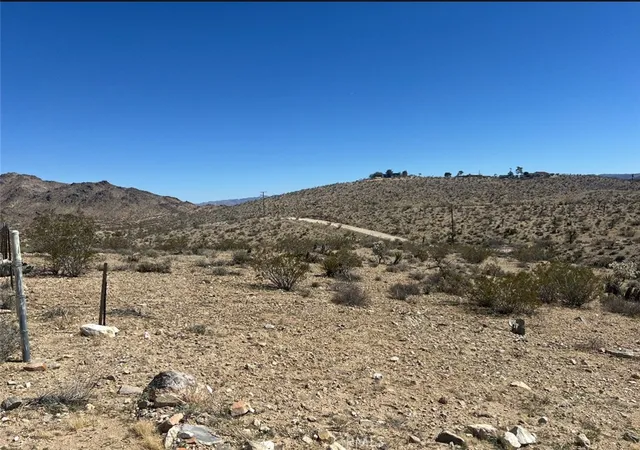 1st image of 4515 Alta Ave, Yucca Valley, CA 92284 | MLS# PW25255787