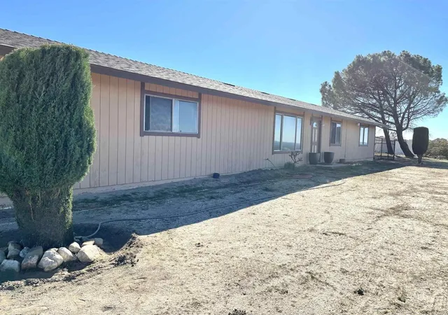 2nd image of 1902 Tierra Del Sol Rd, Boulevard, CA 91905 | MLS# PTP2508454