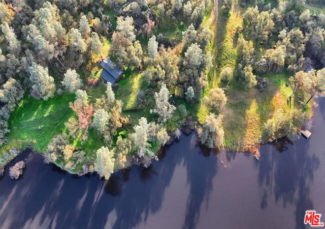 3rd image of 3 Blackhawk Dr, Coarsegold, CA 93614 | MLS# 25599275