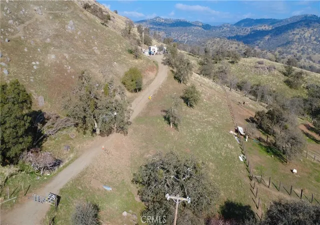 Photo 2 of Sale Pending at 40885 Cornflower, Squaw Valley, CA 93675 | MLS# FR25257430 | Listing updated on 2026-09-23