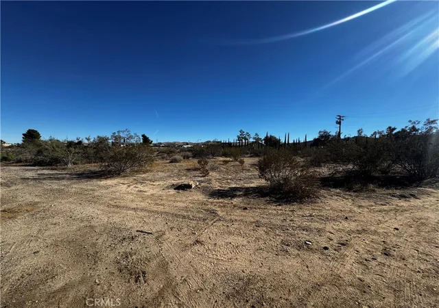2nd image of 0 Lucerne Vista, Yucca Valley, CA 92284 | MLS# JT25257669