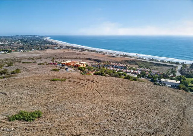 Homes for sale in Malibu, CA | 31001 Bailard Rd, Malibu, CA 90265 | MLS# V1-33305