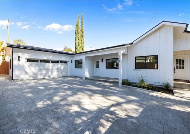 1st image of 4210 New York Ave, La Crescenta, CA 91214 | MLS# PF25258056