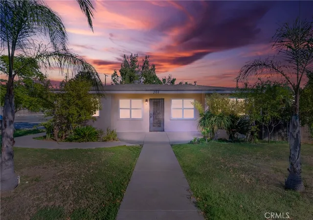 Photo 3 of Single family home for sale at 308 S Campus Ave, Upland, CA 91786 | MLS# CV25258002 | Listing updated on 2026-06-06