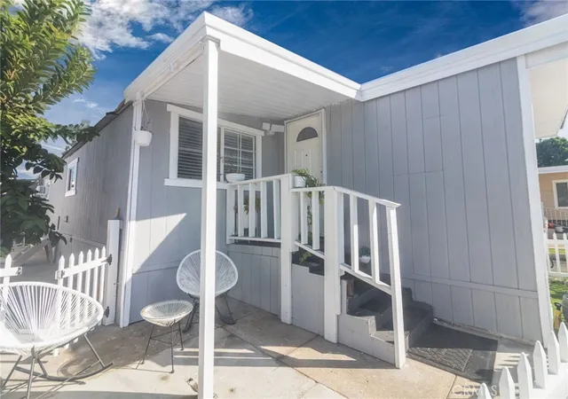 4th image of 133 S De Soto, Tustin, CA 92780 | MLS# IV25257879