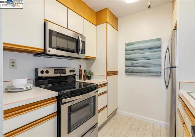 Homes for sale in Walnut Creek, CA | 1310 Walden Rd #11, Walnut Creek, CA 94597 | MLS# 41117132