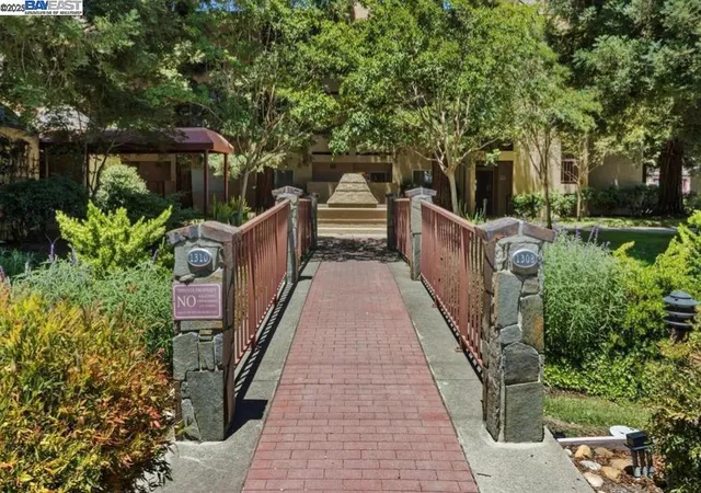4th image of 1310 Walden Rd, Walnut Creek, CA 94597