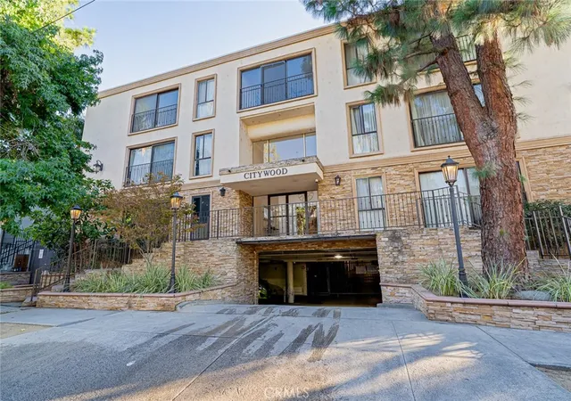 Photo 1 of Condo for sale at 15344 Weddington, Sherman Oaks, CA 91411 | MLS# TR25257857 | Listing updated on 2026-10-07