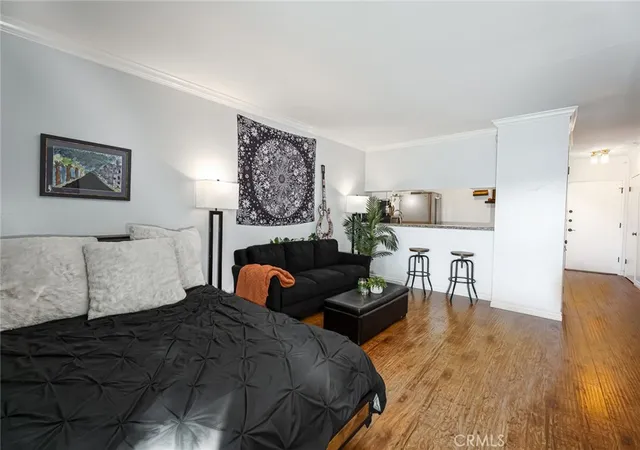 Photo 3 of Condo for sale at 15344 Weddington, Sherman Oaks, CA 91411 | MLS# TR25257857 | Listing updated on 2026-10-07