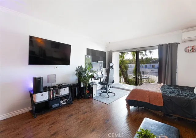 Photo 3 of Condo for sale at 15344 Weddington, Sherman Oaks, CA 91411 | MLS# TR25257857 | Listing updated on 2026-10-07