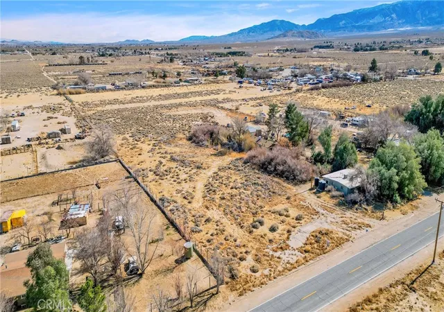 Photo 2 of Land for sale at 0 Kendall Rd, Lucerne Valley, CA 92356 | MLS# HD25257814 | Listing updated on 2025-11-11