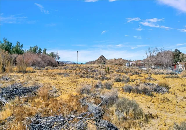 Photo 3 of Land for sale at 0 Kendall Rd, Lucerne Valley, CA 92356 | MLS# HD25257814 | Listing updated on 2025-11-11