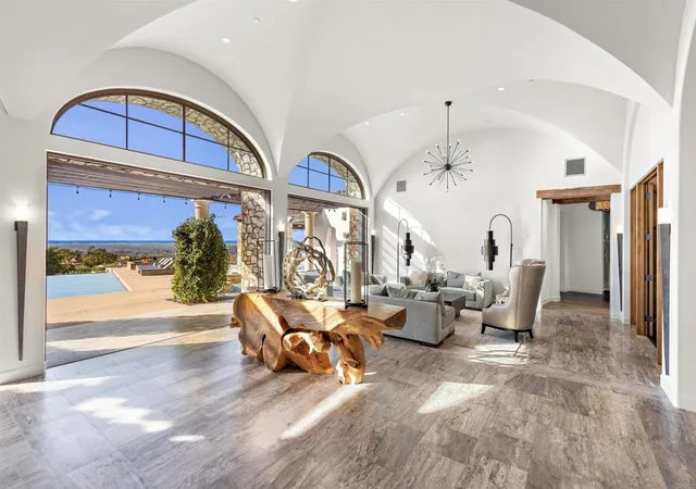 5th image of 8114 Sendero De La Pradera, San Diego, CA 92127 | MLS# NDP2510734