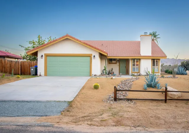 Homes for sale in Yucca Valley, CA | 58371 Ute Trail Trail, Yucca Valley, CA 92284 | MLS# 219138581DA