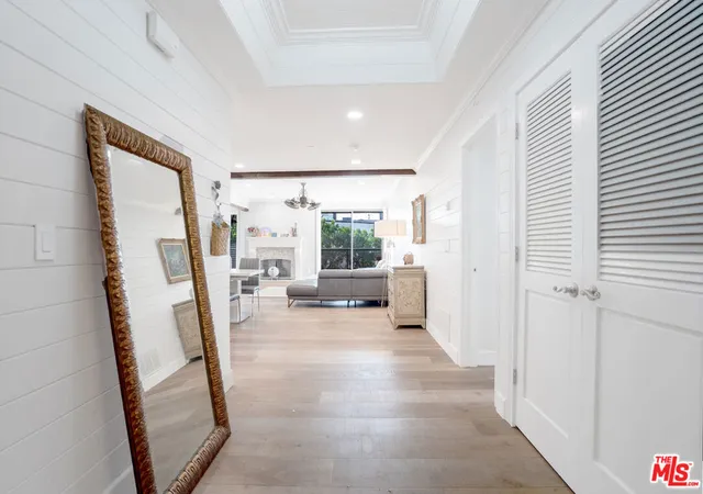 Homes for sale in Beverly Hills, CA | 125 N Gale Dr, Beverly Hills, CA 90211