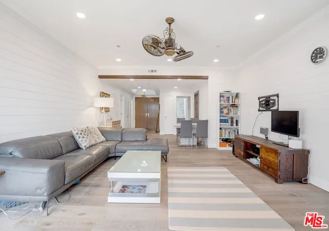 Homes for sale in Beverly Hills, CA | 125 N Gale Dr, Beverly Hills, CA 90211