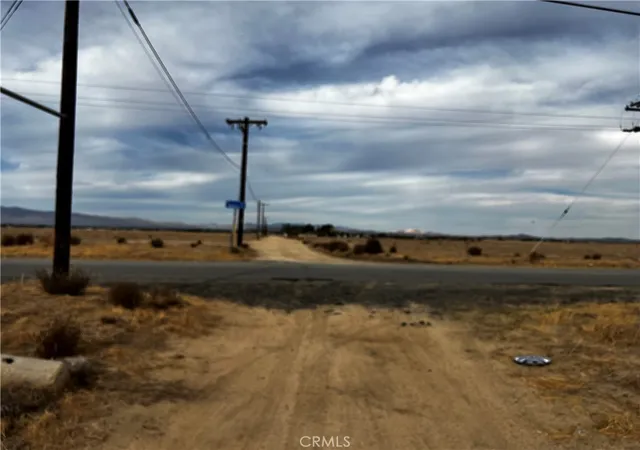 16th image of 90 W Avenue G2, Antelope Acres, CA 93536 | MLS# TR25258674