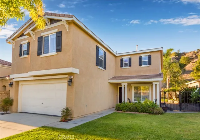 4th image of 28327 Gibraltar Lane, Castaic, CA 91384 | MLS# SR25258830