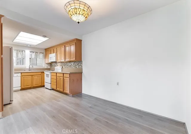 5th image of 2104 Ronda Granada #A, Laguna Woods, CA 92637 | MLS# OC25258840