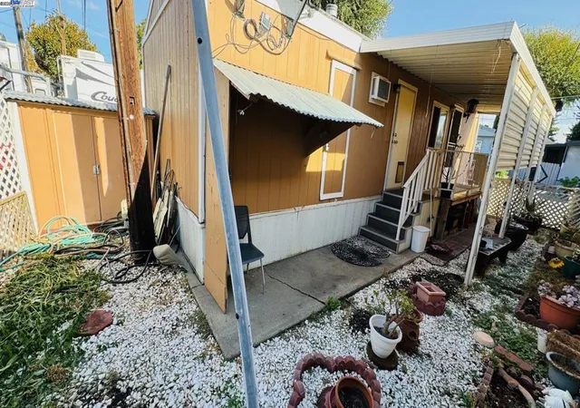 9th image of 2399 E 14th, San Leandro, CA 94577 | MLS# 41117241