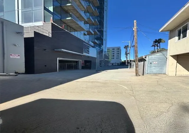 11th image of 623 S 2nd St, San Jose, CA 95112 | MLS# ML82027377