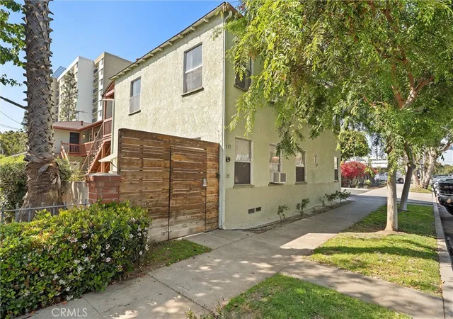 Homes for sale in Long Beach, CA | 337 Lime #6, Long Beach, CA 90802 | MLS# PW25245323