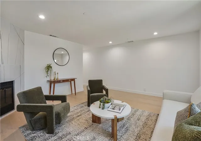 Homes for sale in Los Angeles, CA | 3560 Lavell, Los Angeles, CA 90065 | MLS# RS25259819
