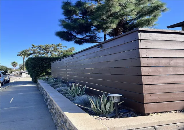 Homes for sale in Bonsall, CA | 31241 Old River Rd, Bonsall, CA 92003 | MLS# IG25250197