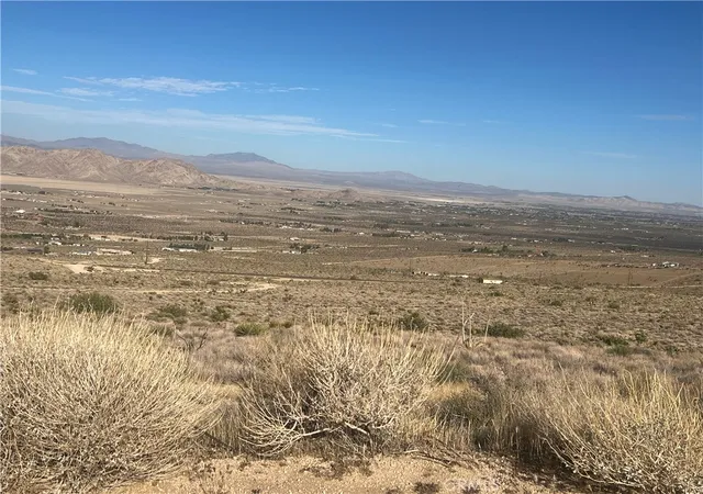 Photo 2 of Land for sale at 28138 Oriole, Lucerne Valley, CA 92356 | MLS# HD25260191 | Listing updated on 2026-05-27