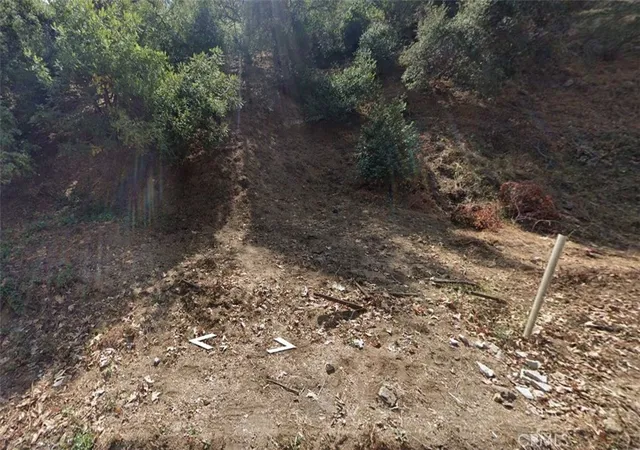Photo 3 of Land for sale at 2145 Laurel Cyn Blvd, Los Angeles, CA 90046 | MLS# RS25253328 | Listing updated on 2026-04-21