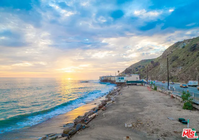 Photo 3 of Land for sale at 20610 Pacific Coast Hwy, Malibu, CA 90265 | MLS# 25617203 | Listing updated on 2026-05-12