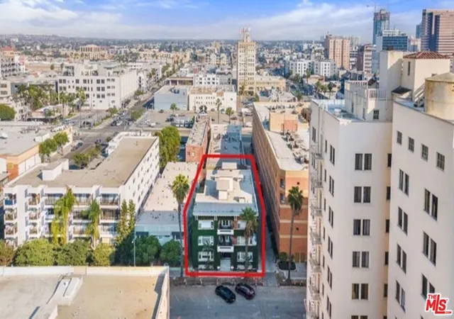 Homes for sale in Long Beach, CA | 330 Cedar Ave, Long Beach, CA 90802 | MLS# 25618923