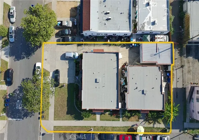 2nd image of 3982 S Gramercy, Los Angeles, CA 90062 | MLS# PW25259008